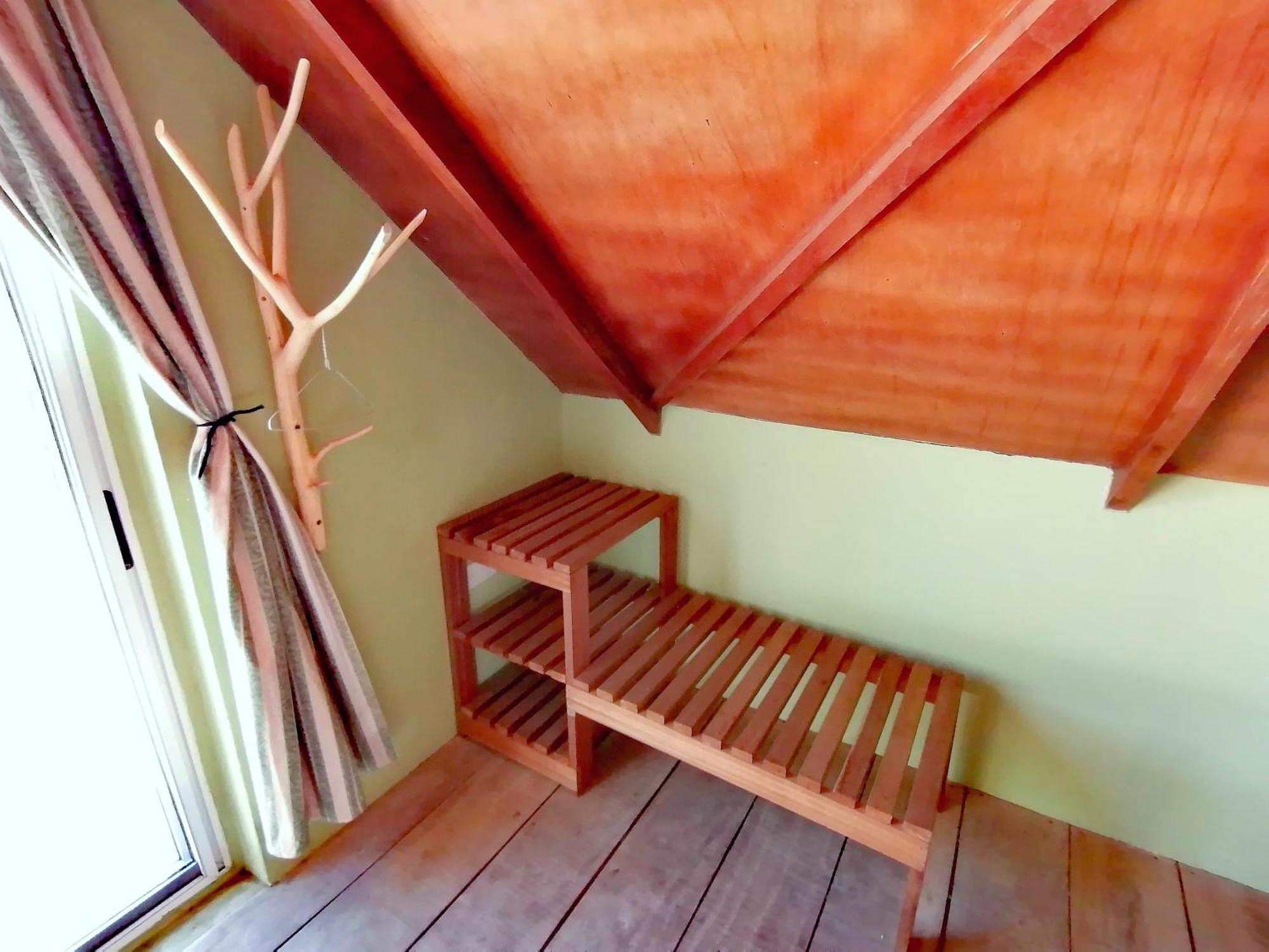 Afro Beach Eco Resort Butre Стая снимка