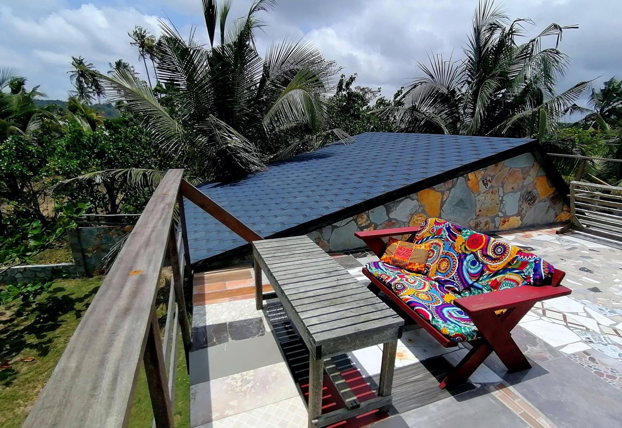Afro Beach Eco Resort Butre Стая снимка