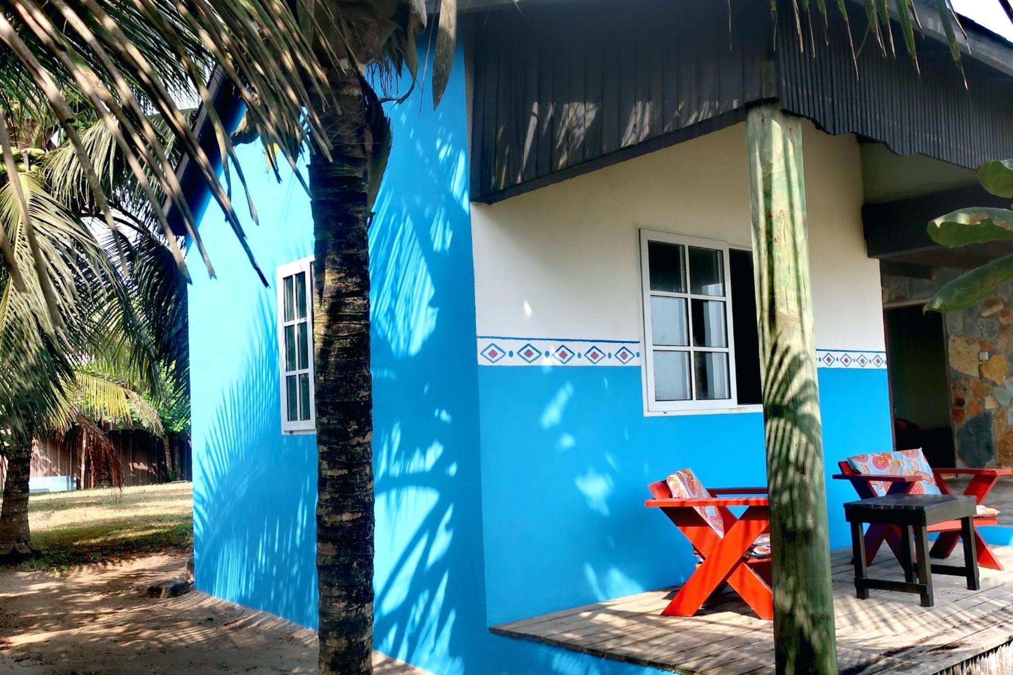 Afro Beach Eco Resort Butre Стая снимка
